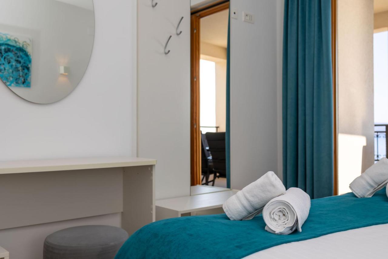 Apartments Lea Podstrana Ngoại thất bức ảnh