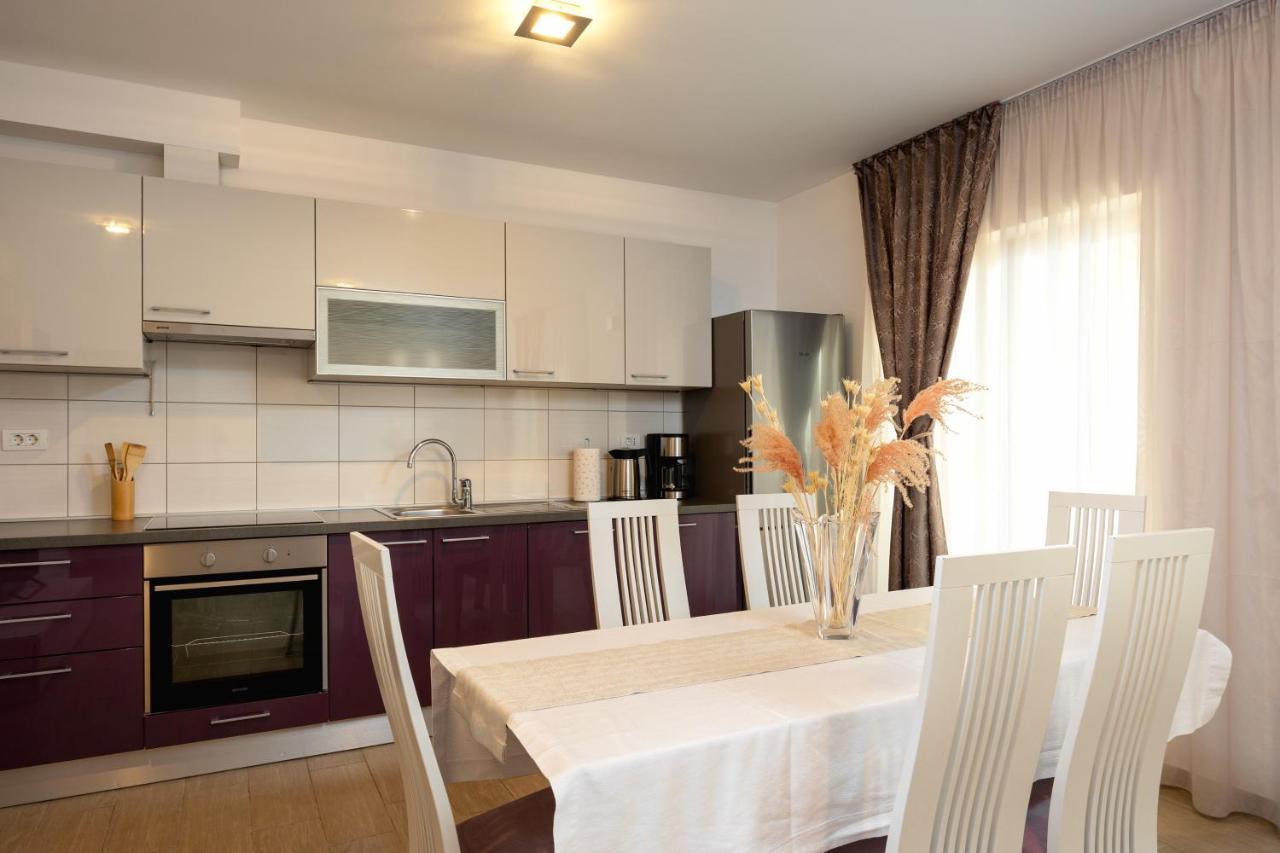 Apartments Lea Podstrana Ngoại thất bức ảnh