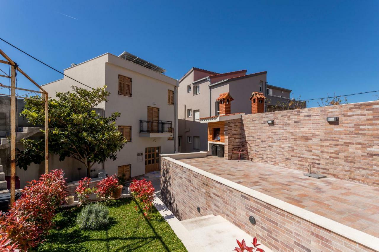 Apartments Lea Podstrana Ngoại thất bức ảnh